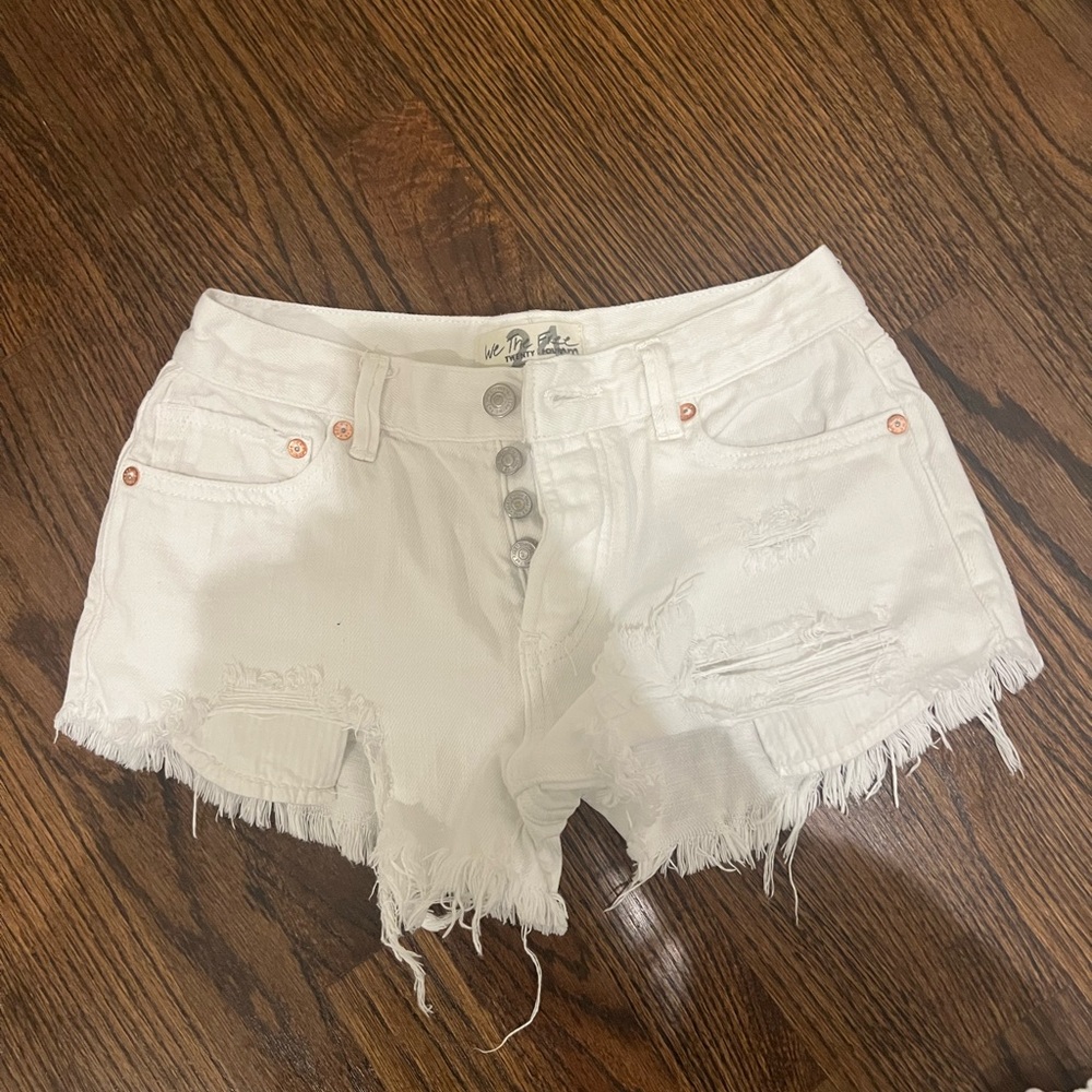 Free people We the Free White cutoff shorts 24